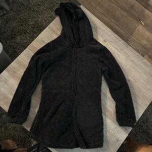 Hooded shorts onesie, size L